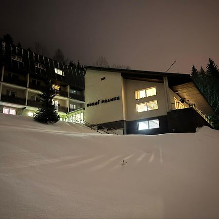 Hotel Horní Pramen Špindlerŭv Mlýn Exterior foto